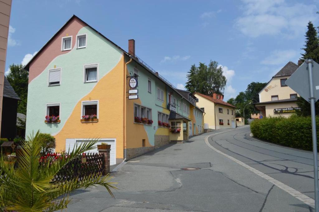 Landgasthof Gruener Baum Regnitzlosau المظهر الخارجي الصورة